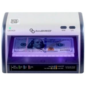 Lámpara detectora de dinero falso AccuBANKER LED420 con luz UV y blanca LED. Verifica billetes, tarjetas e IDs con 3 métodos de detección. Ideal para comercios y cajas.